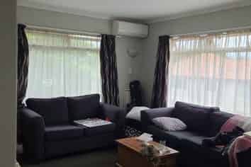 8/17 Wellington Street, Hamilton East