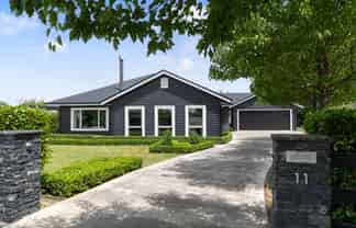 11 Mcdonald Way, Lansdowne