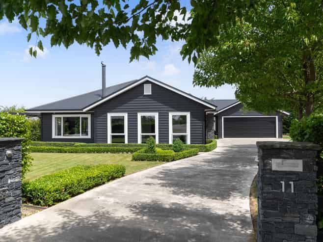 11 Mcdonald Way, Lansdowne