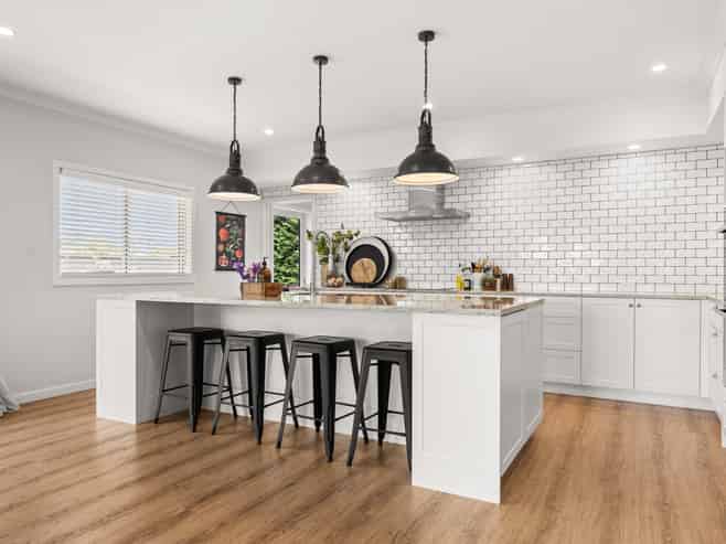 11 Mcdonald Way, Lansdowne