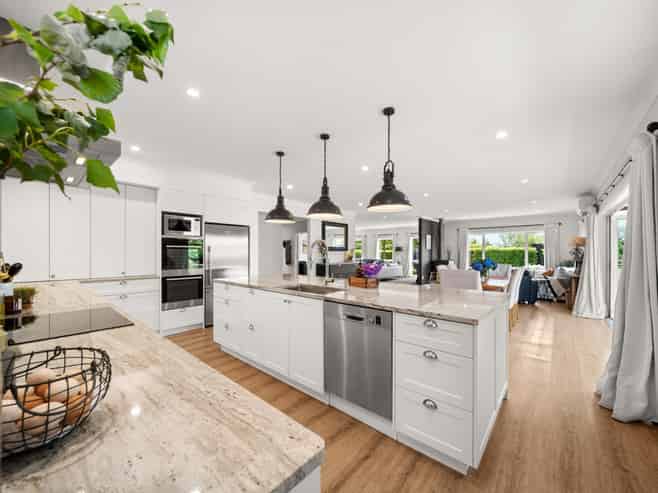 11 Mcdonald Way, Lansdowne