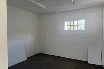 CENTRAL ŌTAKI OFFICE/SHOPFRONT!