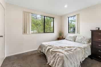 35 Rehia Road, Massey