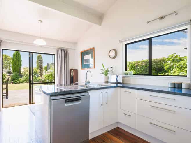 3 Cooper Place, Richmond