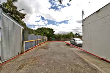 PRIME MID OTAKI VILLAGE HUB RETAIL SHOPFRONT!