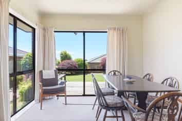 10 Foley Drive, Springfield