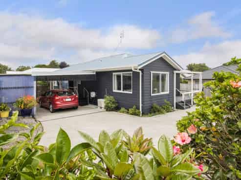 12 Kensington Road, Waihi