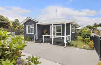 12 Kensington Road, Waihi