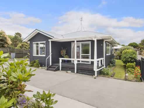 12 Kensington Road, Waihi
