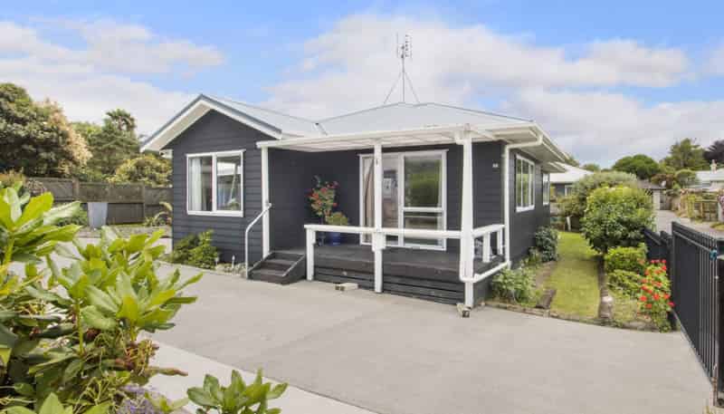 12 Kensington Road, Waihi