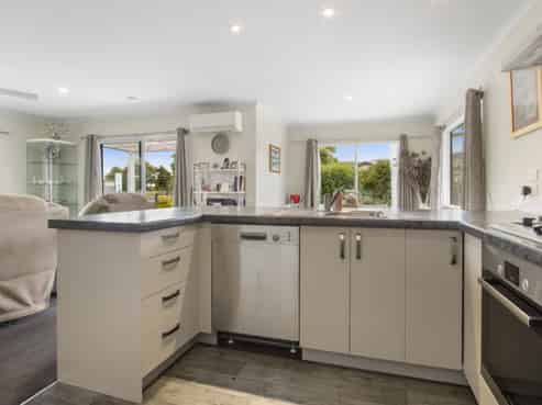 12 Kensington Road, Waihi