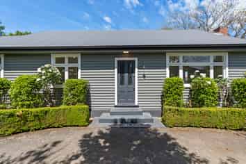 37 Jameson Avenue, Saint Albans