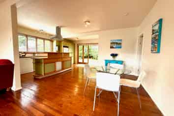 20A Government Road, Raglan