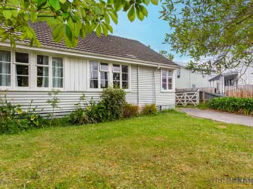 14 Karamu Street, Riccarton