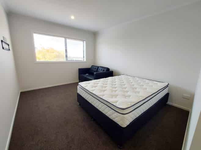 8D/150 Te Rapa Road, Beerescourt