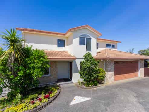 83 Alec Craig Way, Gulf Harbour