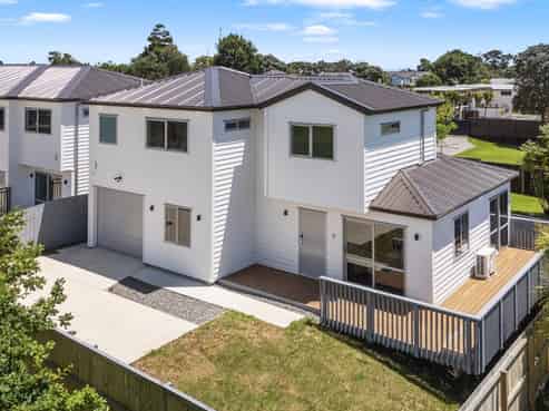 6B, C, D Beihlers Road, Weymouth