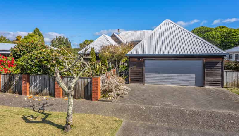 35 Oriwa Crescent, Otaki