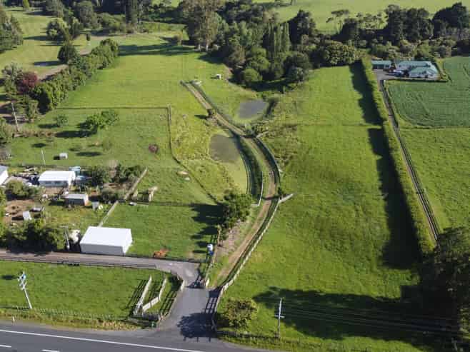 1516B Gordonton Road, TAUPIRI