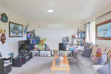 46 Walker Street, Bluff