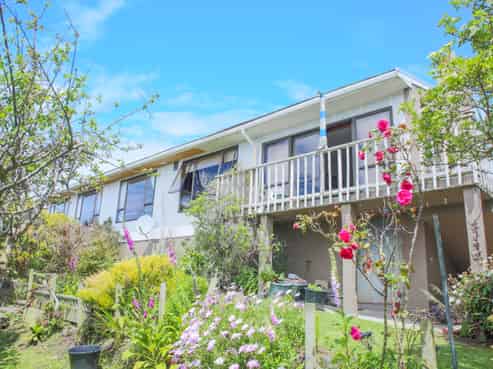 46 Walker Street, Bluff