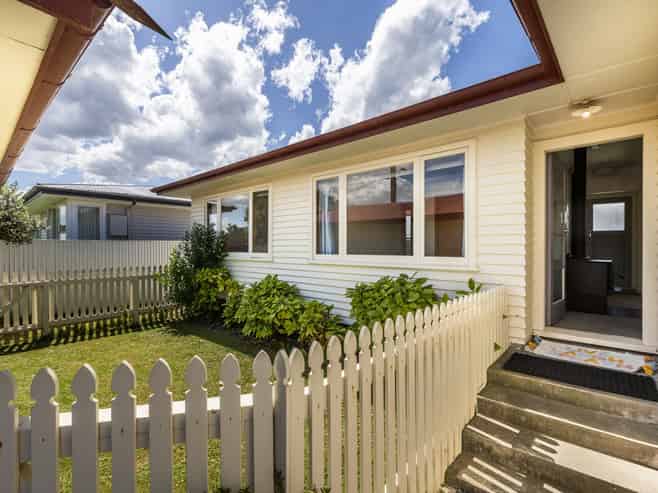 6 Kauri Street, Taradale