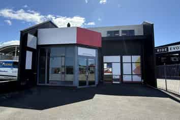 Secure your spot in this high-visibility tenancy