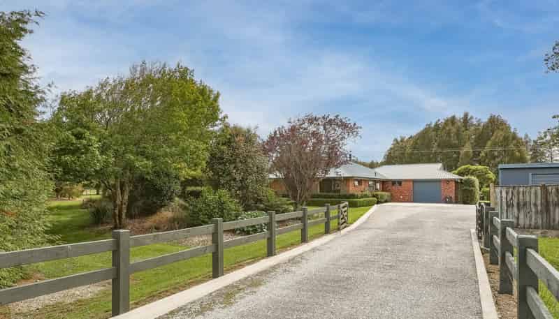 11 Victoria Road, Westport