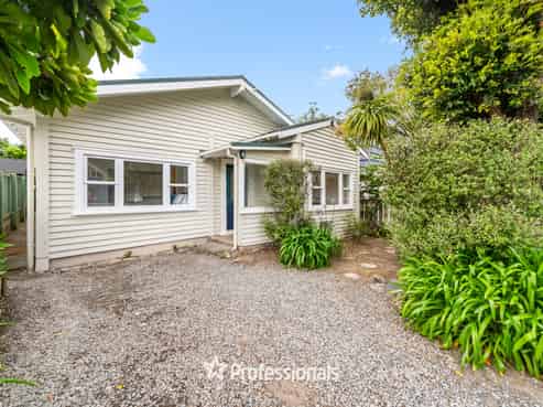 28 Miro Street, Eastbourne