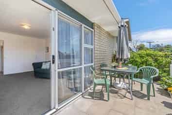 3/220 Coronation Avenue, Welbourn