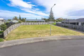 43 Seagrass Place, Otaki Beach
