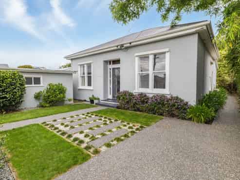 32 Gibbon Street, Sydenham