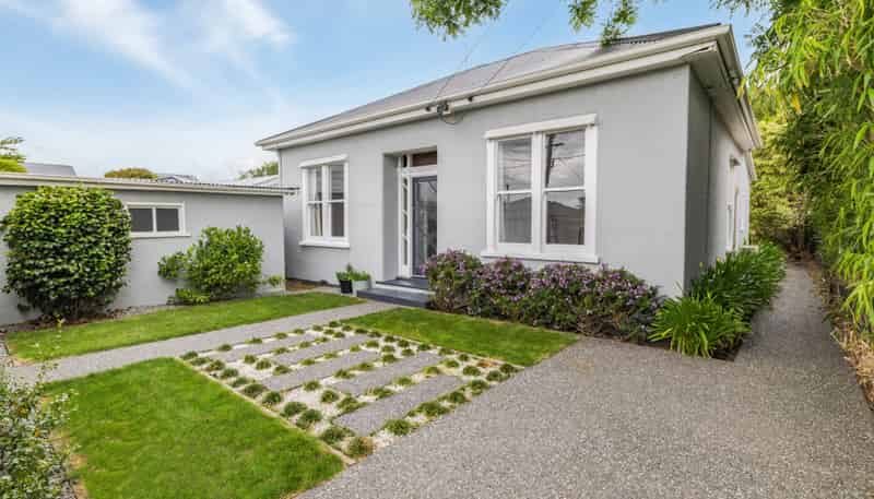 32 Gibbon Street, Sydenham