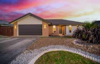 8 DORNAL PLACE, Pokeno