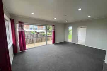 64 Royal Road, Massey