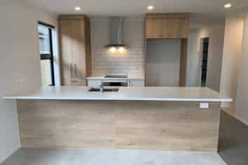 7 Rarangi Mai Lane , Karaka