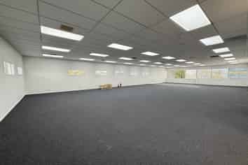 High profile office on St Johns Road