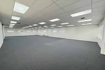 High profile office on St Johns Road
