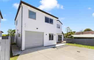 6D Beihlers Road, Weymouth