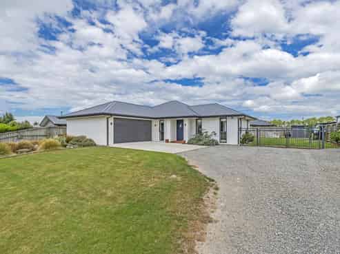 18 Newbrook Terrace, Darfield