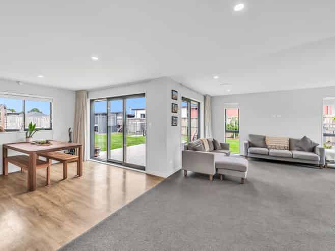 18 Newbrook Terrace, Darfield