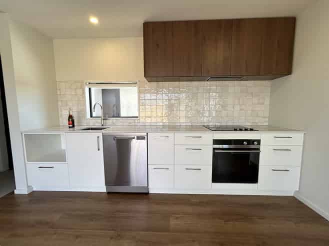 10/527 Hereford Street, Linwood