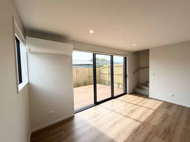 10/527 Hereford Street, Linwood