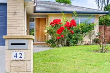 42 Sue Avenue, Otaki