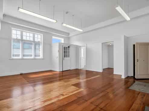 175 + 175A High Street, Eltham