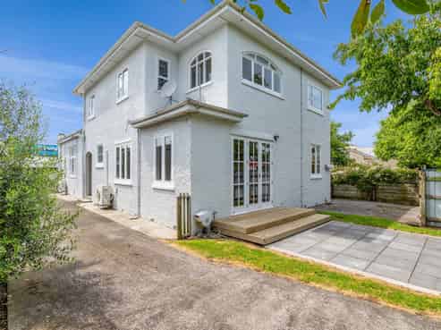 175 and 17 High Street, Eltham