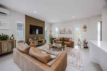 43 Port Way, Rosehill