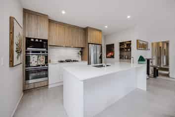 43 Port Way, Rosehill