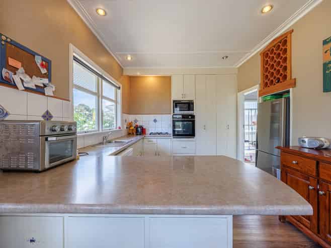 324 Frimley Road, Frimley