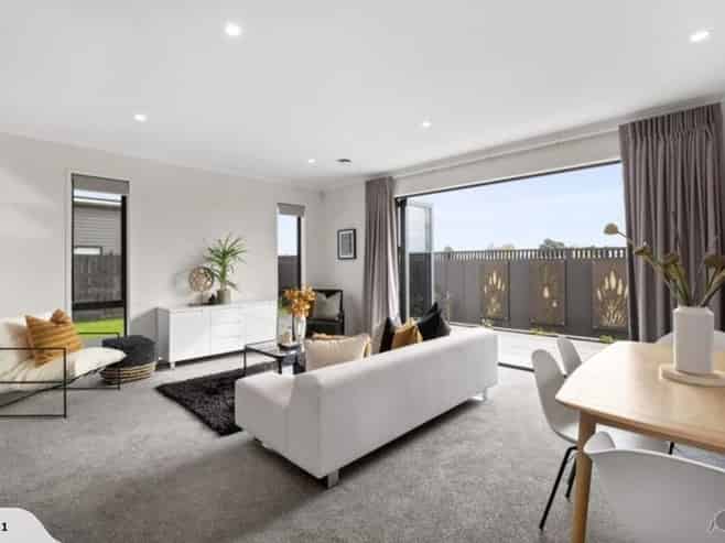 31 Capper Crescent, Chartwell